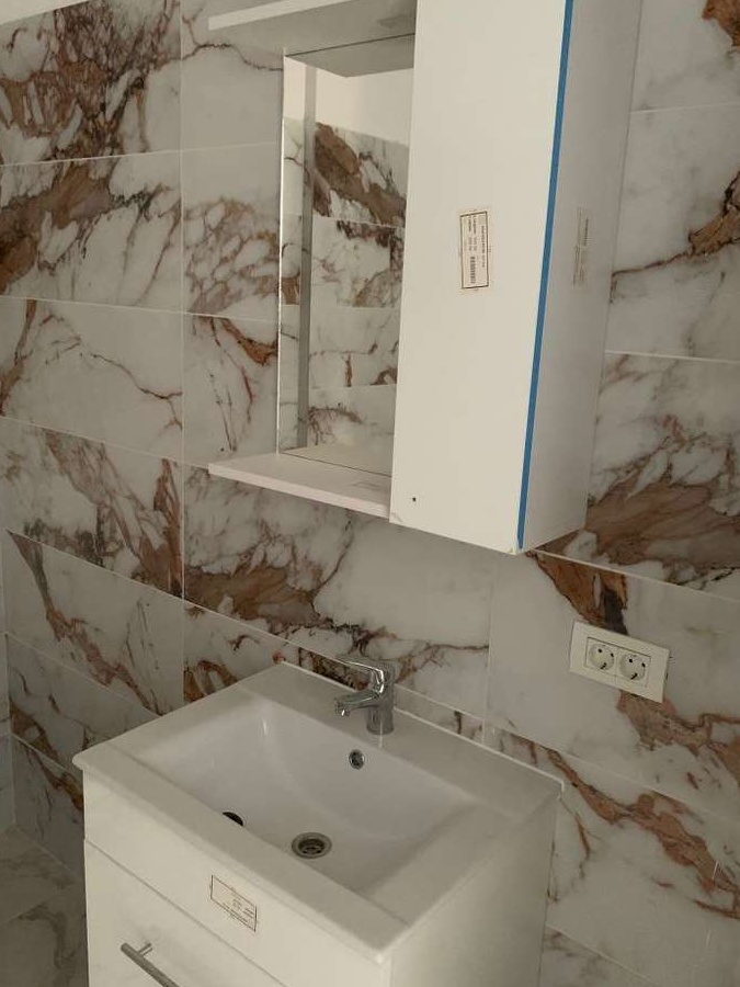 PROMOTIE!! Apartament 3 camere , Metrou Berceni (10-12min)