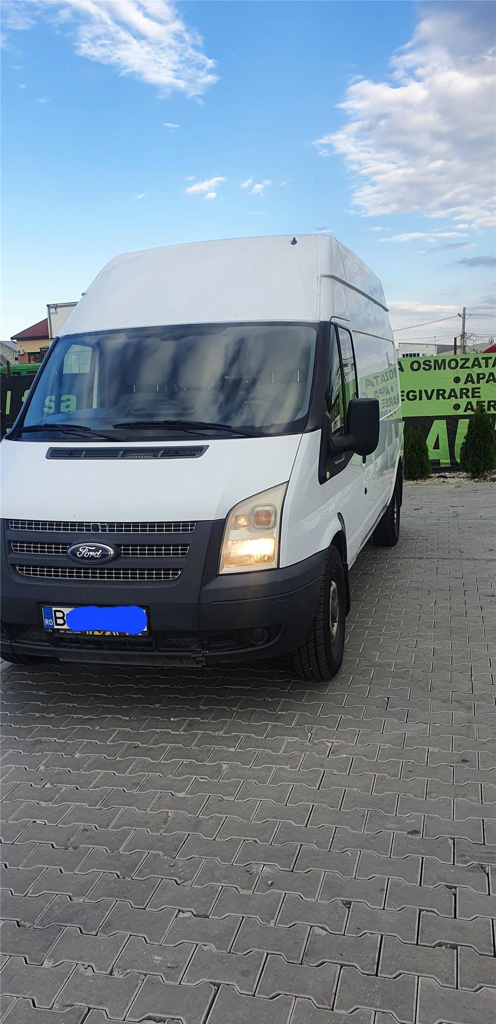 Propietar vand Ford Tranzit 2013,2,2 Diesel euro5