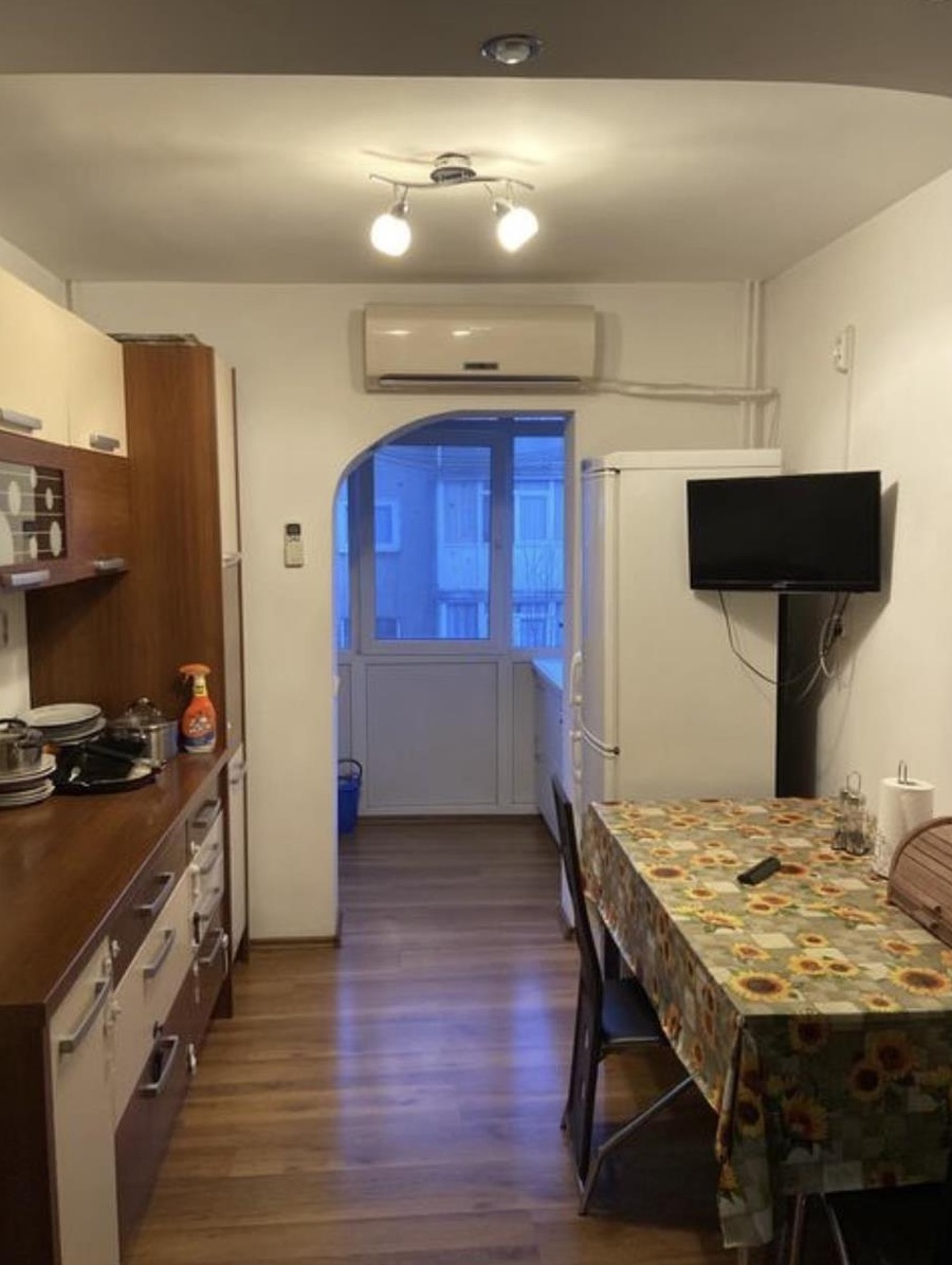 Proprietar 2 cam decomandat utilat 3/4 Piata Sudului Metrou