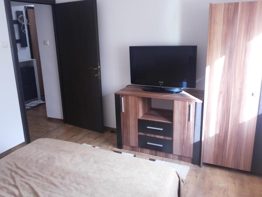 PROPRIETAR-APARTAMENT INTIM,DOUA CAMERE-DE INCHIRIAT
