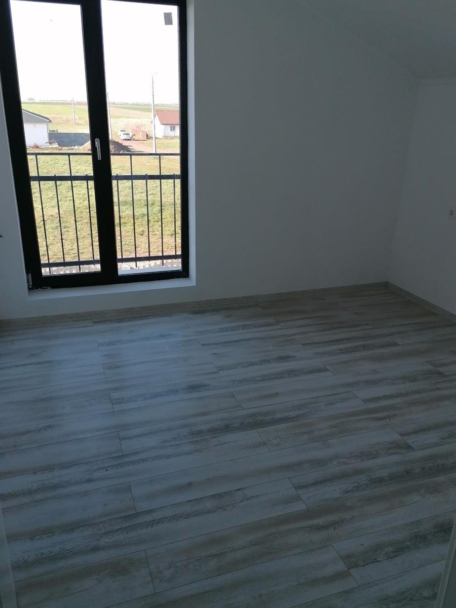 Proprietar, Casă tip Duplex în Sinandrei jud. Timiș