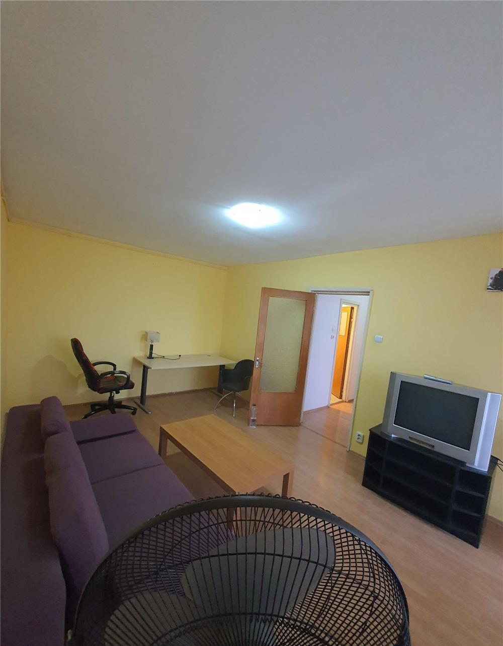 Proprietar inchiriez 2 camere Vitan