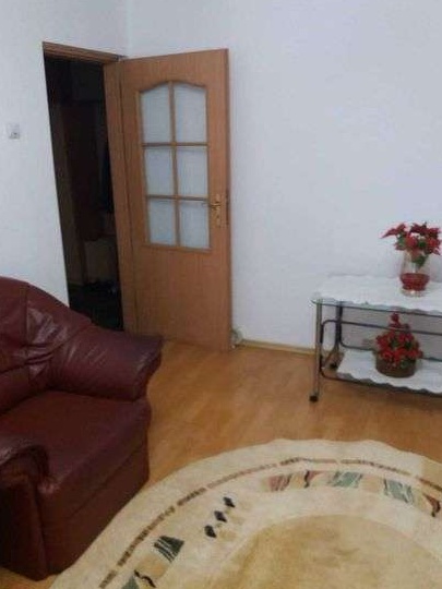 PROPRIETAR, inchiriez ap 2 cam/D et 1/4, la Rond Vechi -CUG, 400 E/neg