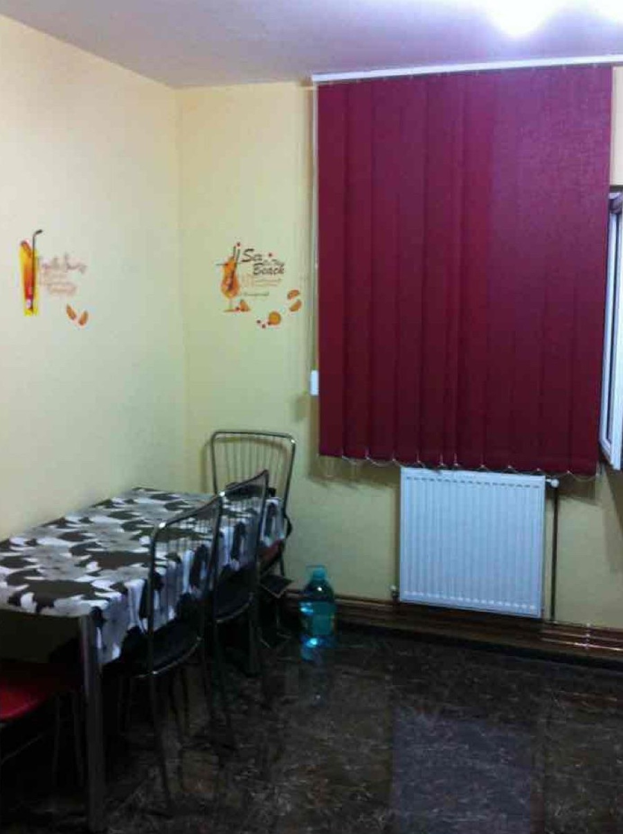 Proprietar inchiriez Apartament 3 camere, zona Girocului
