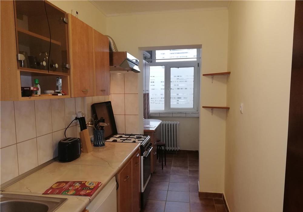 proprietar Inchiriez garsoniera Tineretului - Piscului