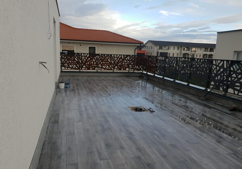 Proprietar, închiriez Penthouse