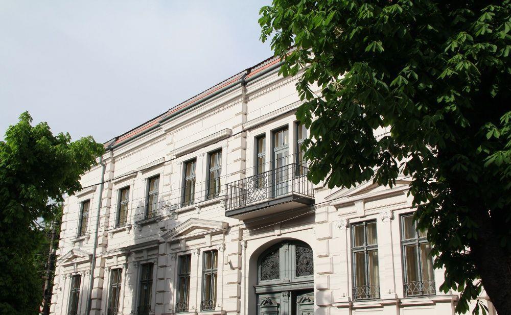 Proprietar inchiriez spatii SAD/Apartament - Zona Centrala 10eur/mp