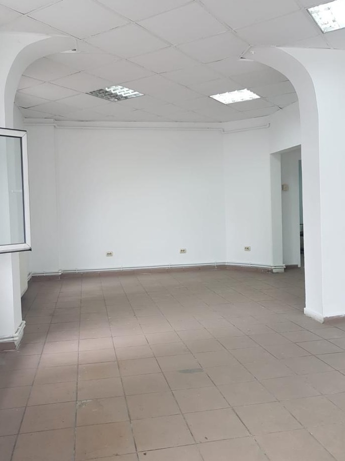 Proprietar Închiriez Spațiu Comercial sos Giurgiului int cu str Sălcetului