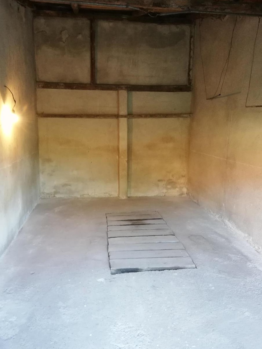 Proprietar inchiriez spatiu depozitare 18mp, in spate la UVT, Elisabetin/Complex Studentesc