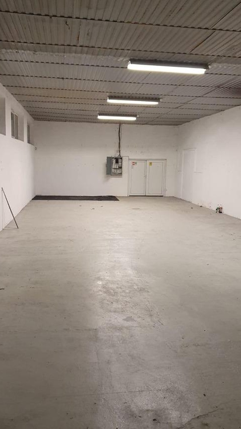 Proprietar inchiriez Spatiu Depozitare/ Comercial S=170mp-Langa TM - Giroc/Profi
