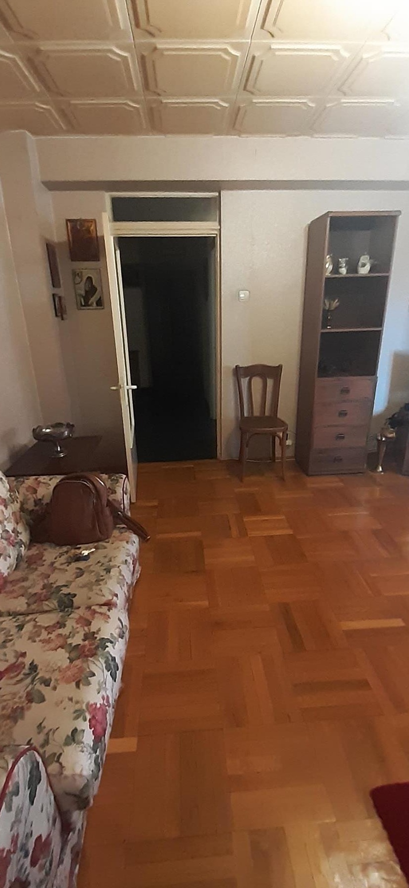 Proprietar ofer apartament 2 camere spre inchiriere, etaj 2 din 4, zona bulevardul Decebal, 440 euro