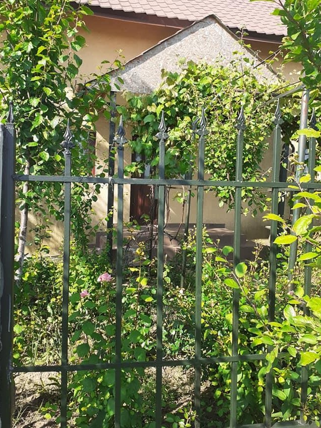 Proprietar ofer spre inchiriere  , casa in com Berceni  ,