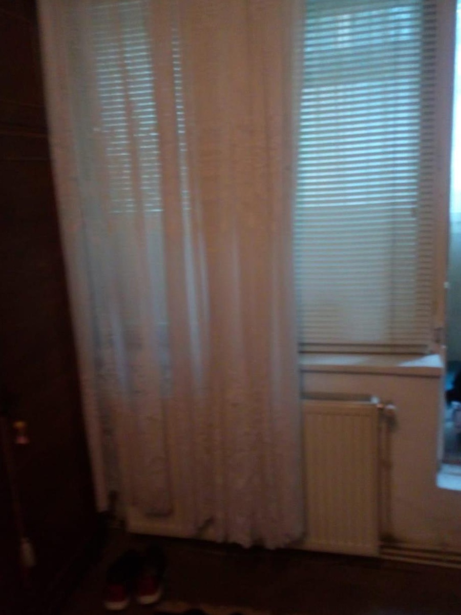 proprietar vand apartament 2 cam