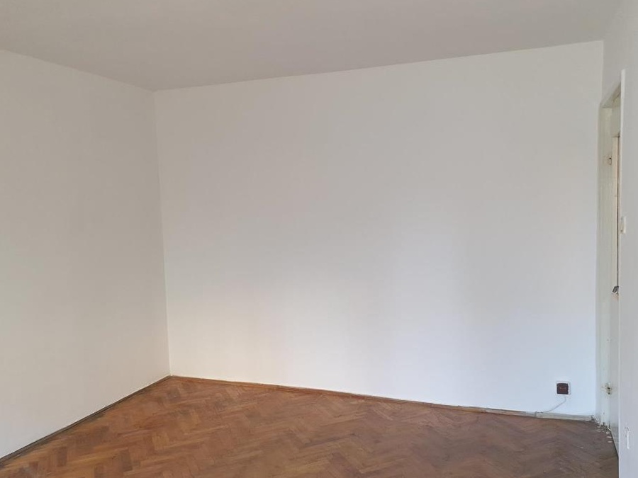 Proprietar, vand apartament cu 1 camera, parter,zona Sagului
