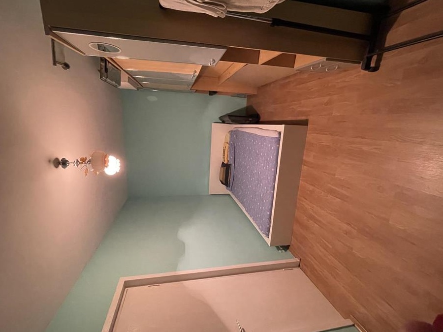 PROPRIETAR vand Apartament cu 2 camere la etajul 3 pe strada Labirint3