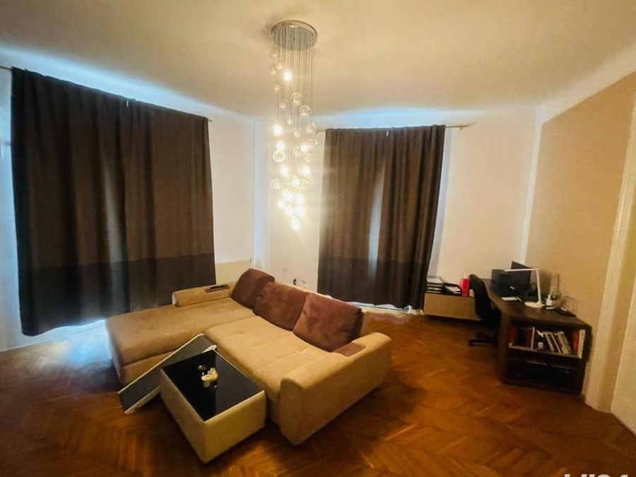 Proprietar Vand Apartament Deosebit Zona Centrala