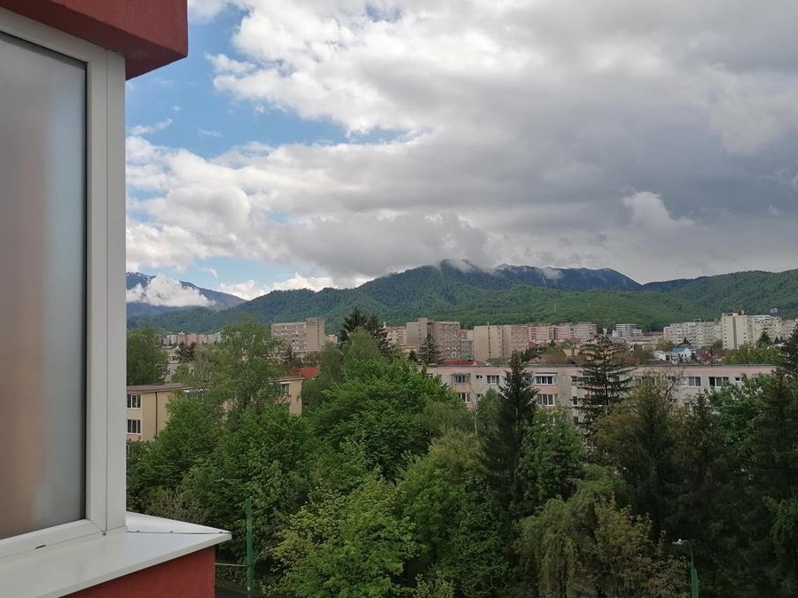 PROPRIETAR, vand apt 3 camere, Gemenii, etaj intermediar, BRASOV