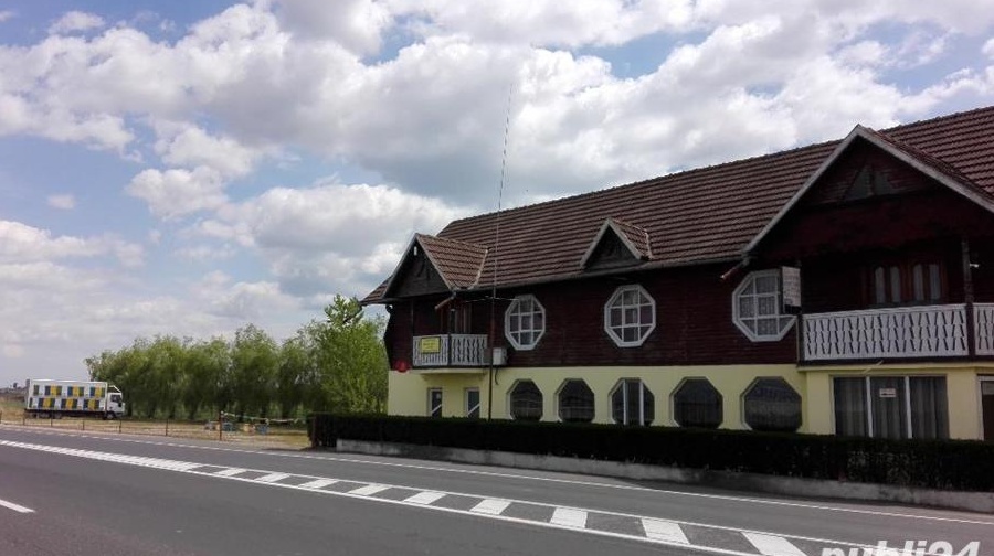 Proprietar - vand cabana si teren langa 2 noduri importante de autostrada