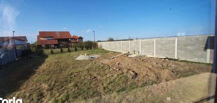 Proprietar vând casa p+m la rosu in bucovat