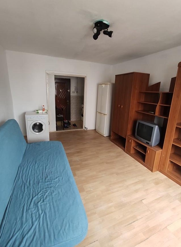 Proprietar vand garsoniera Buziasului