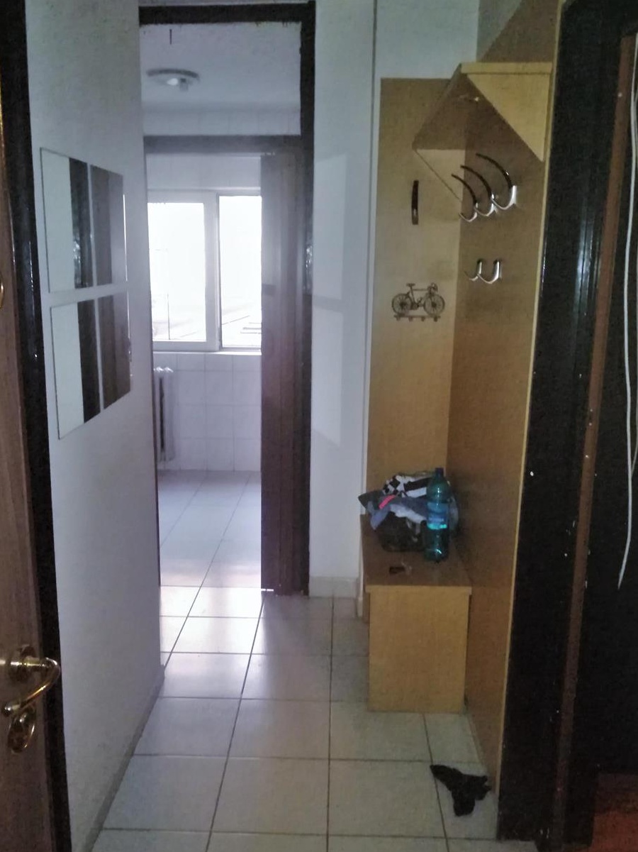 Proprietar, vand garsoniera zona Banu Manta