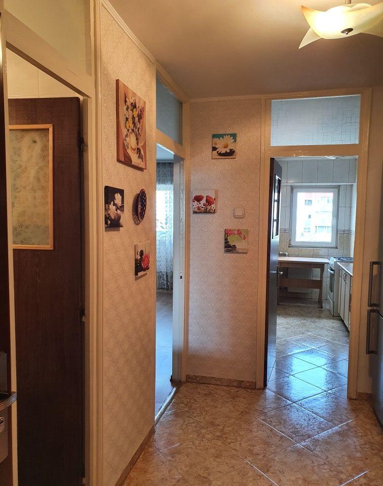 Proprietar vând garsoniera zona Năsăud Rahova