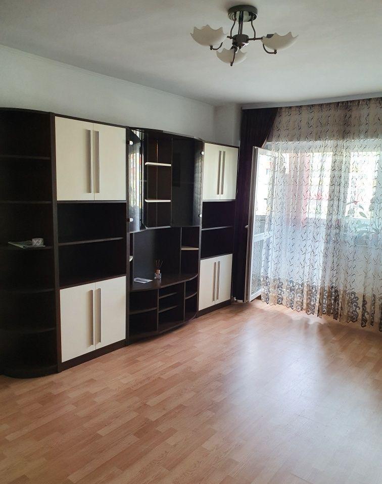 Proprietar vând garsoniera zona Năsăud Rahova
