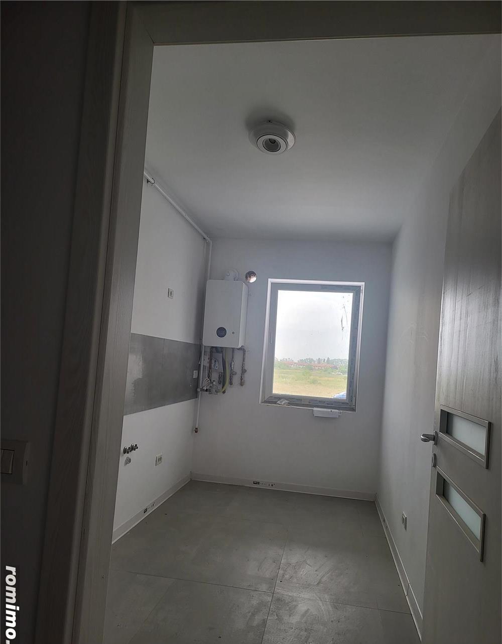 Proprietar vand penthouse