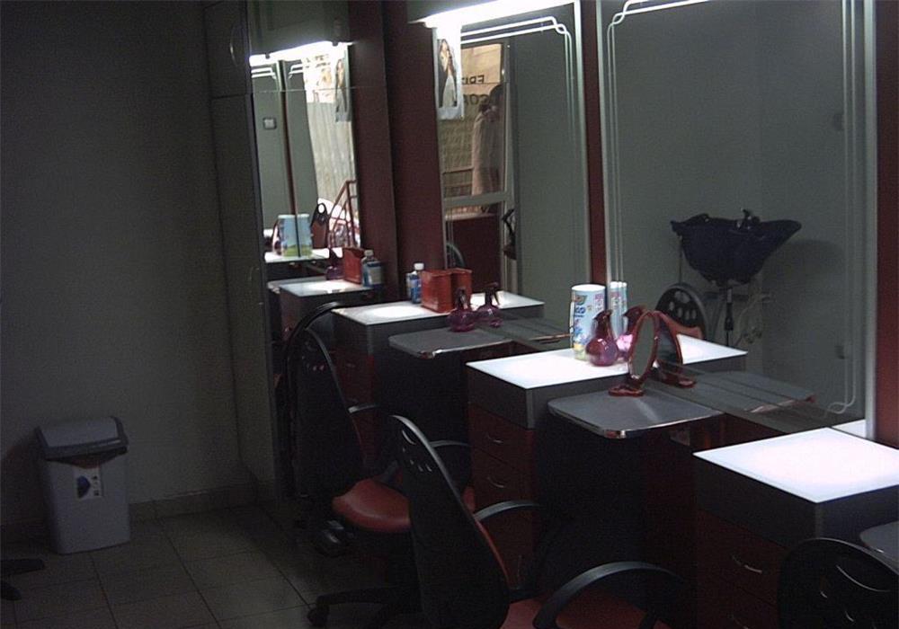 Proprietar, vând spațiu comercial la stradă în zona Bularga !