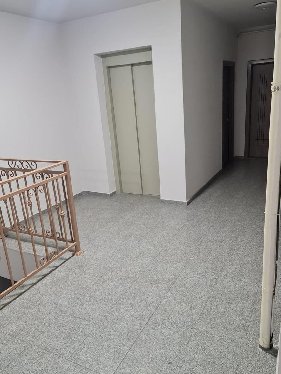 Proprietar.Apartament de vanzare.