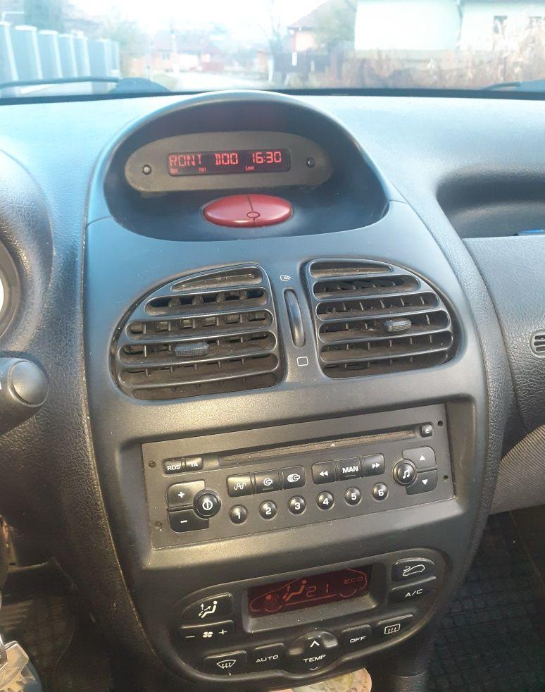 Proprietar,vând Peugeot 206 sedan