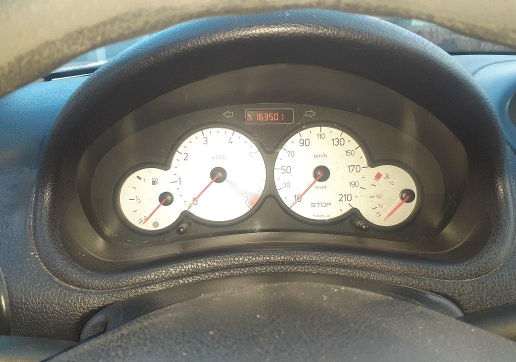 Proprietar,vând Peugeot 206 sedan