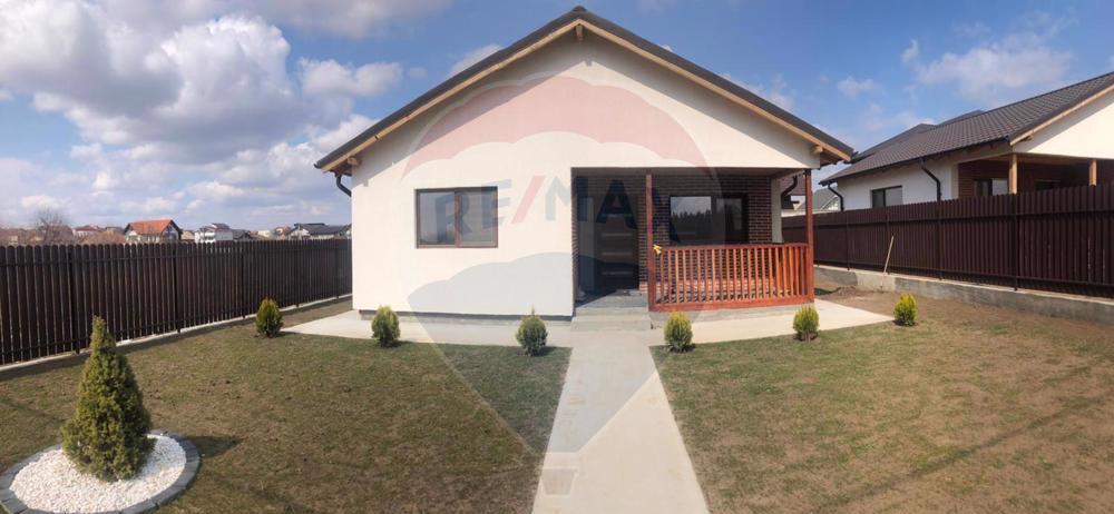 Proprietate noua in sat Costi la pret de apartament !