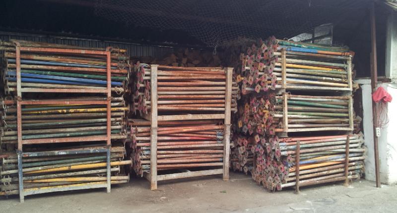 Propte  metalice de sustinere ,popici de metal