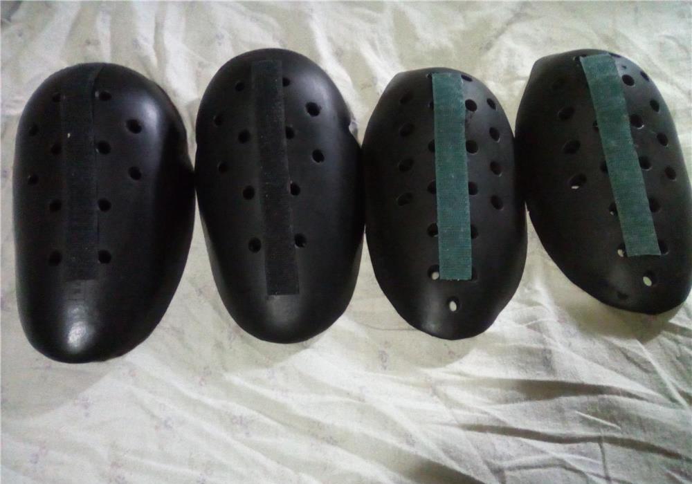 Protecții genunchi, pantalon moto