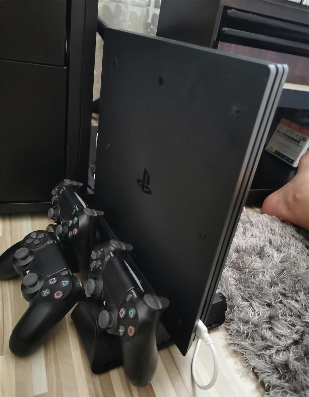 PS 4 Pro 4k 1Tb