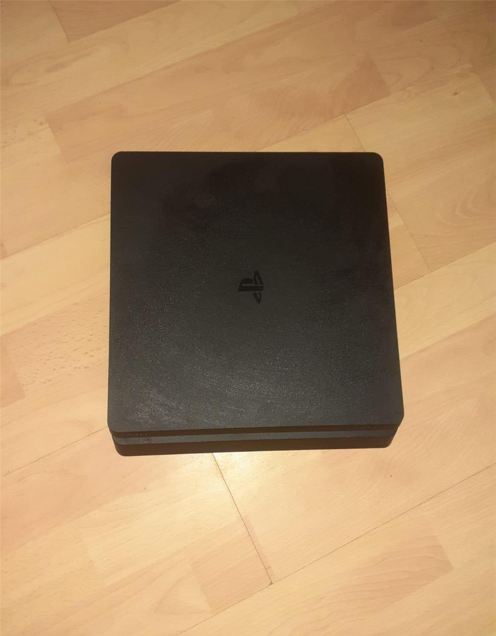 PS 4 Slim 1TB + 14 jocuri
