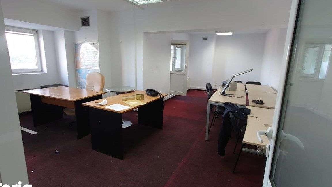 Pta Victoriei Inchiriez spatiu comercial 5 cm Victoria Business Center