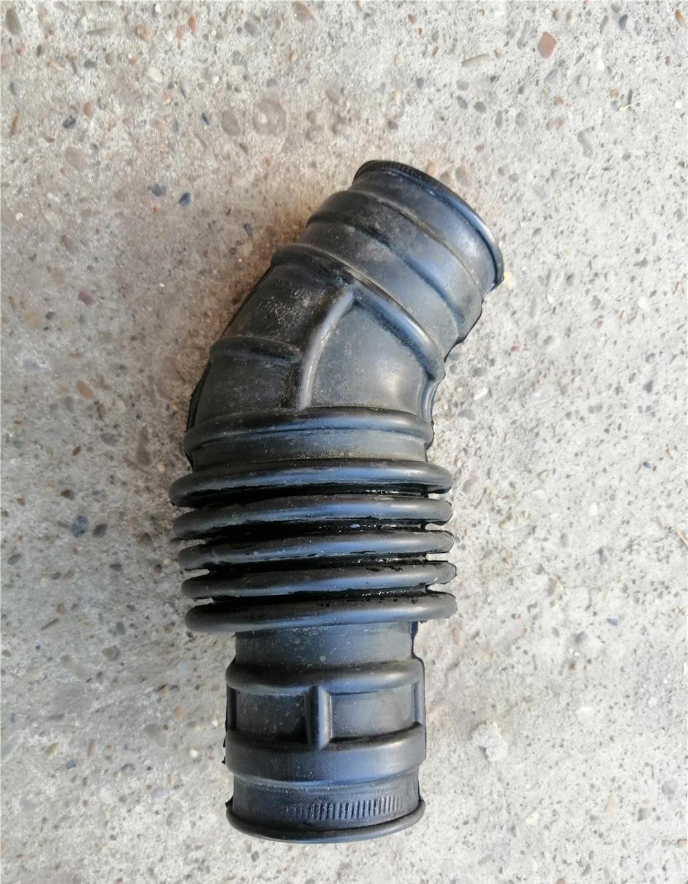 Racord flexibil filtru aer
