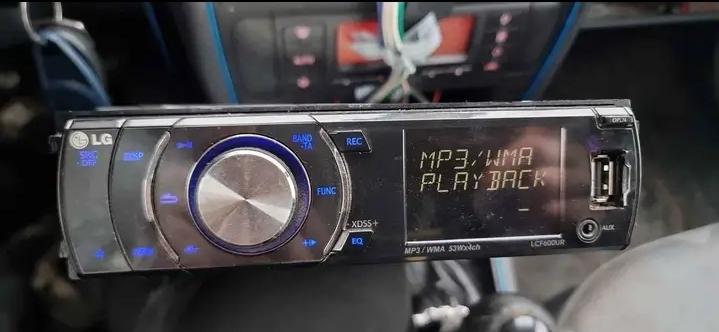 Radio cd usb auto