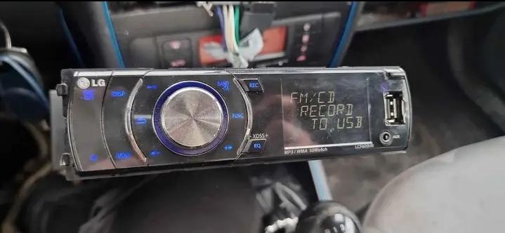 Radio cd usb auto