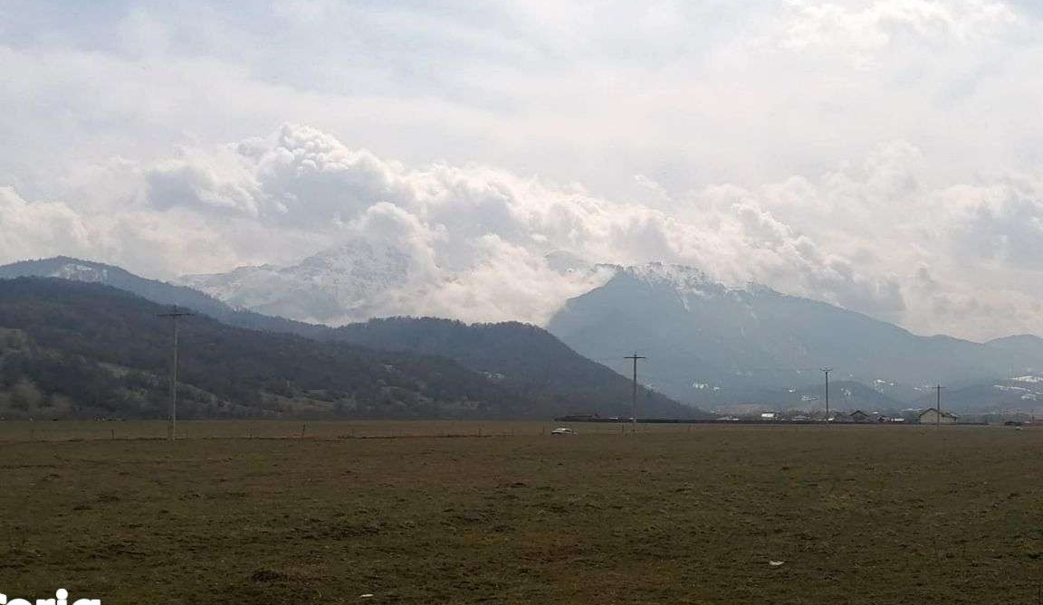 Rasnov - Glajarie, parcele teren intravilan pentru case de vacanta.