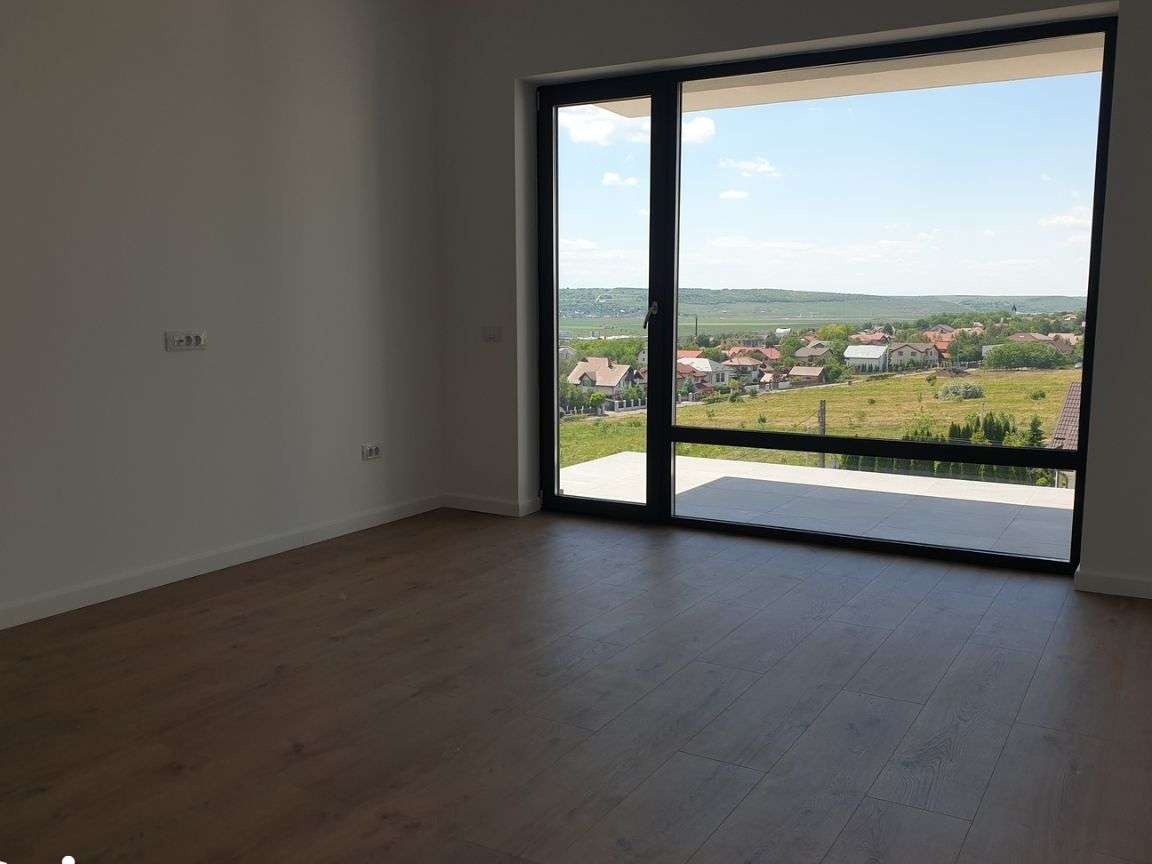 RATE LA DEZVOLTATOR- IASI –Pacurari - Apartament cu 3 camere + parcare