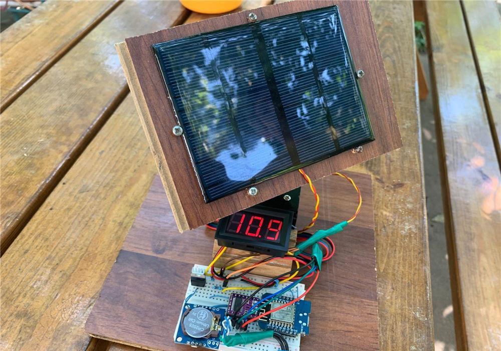 realizez proiecte cu Arduino raspberry Pi tinkercad p8266 esp32 microcontrolere automatizari Android
