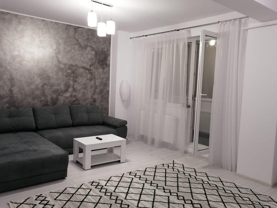 Regim Hotelier