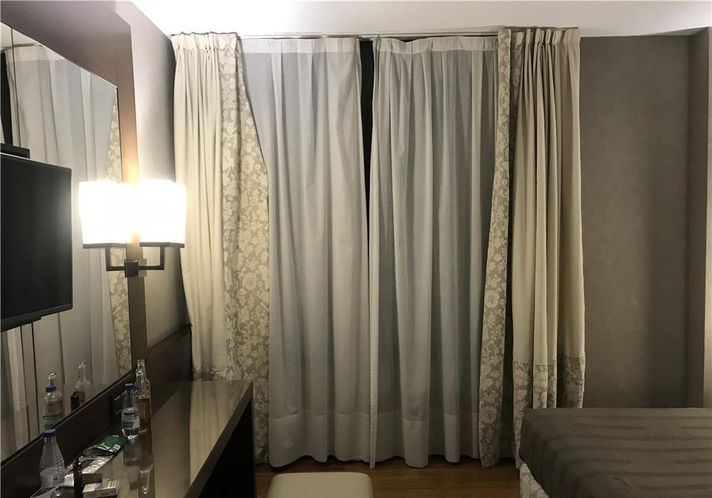 Relație de prietenie cu susținere