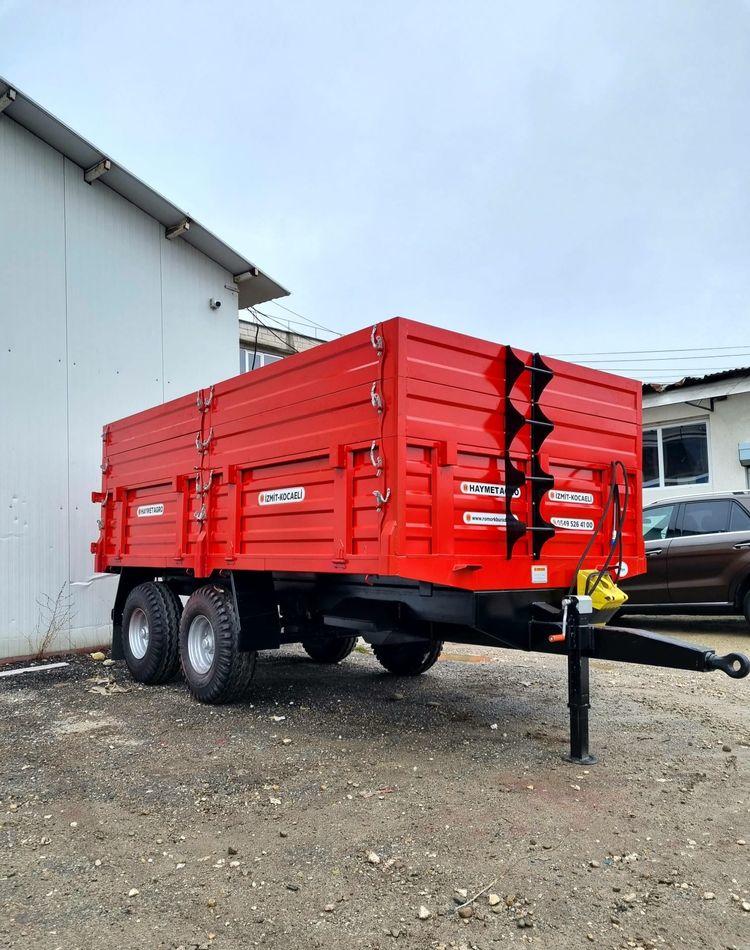 Remorca 8 tone tandem basculare