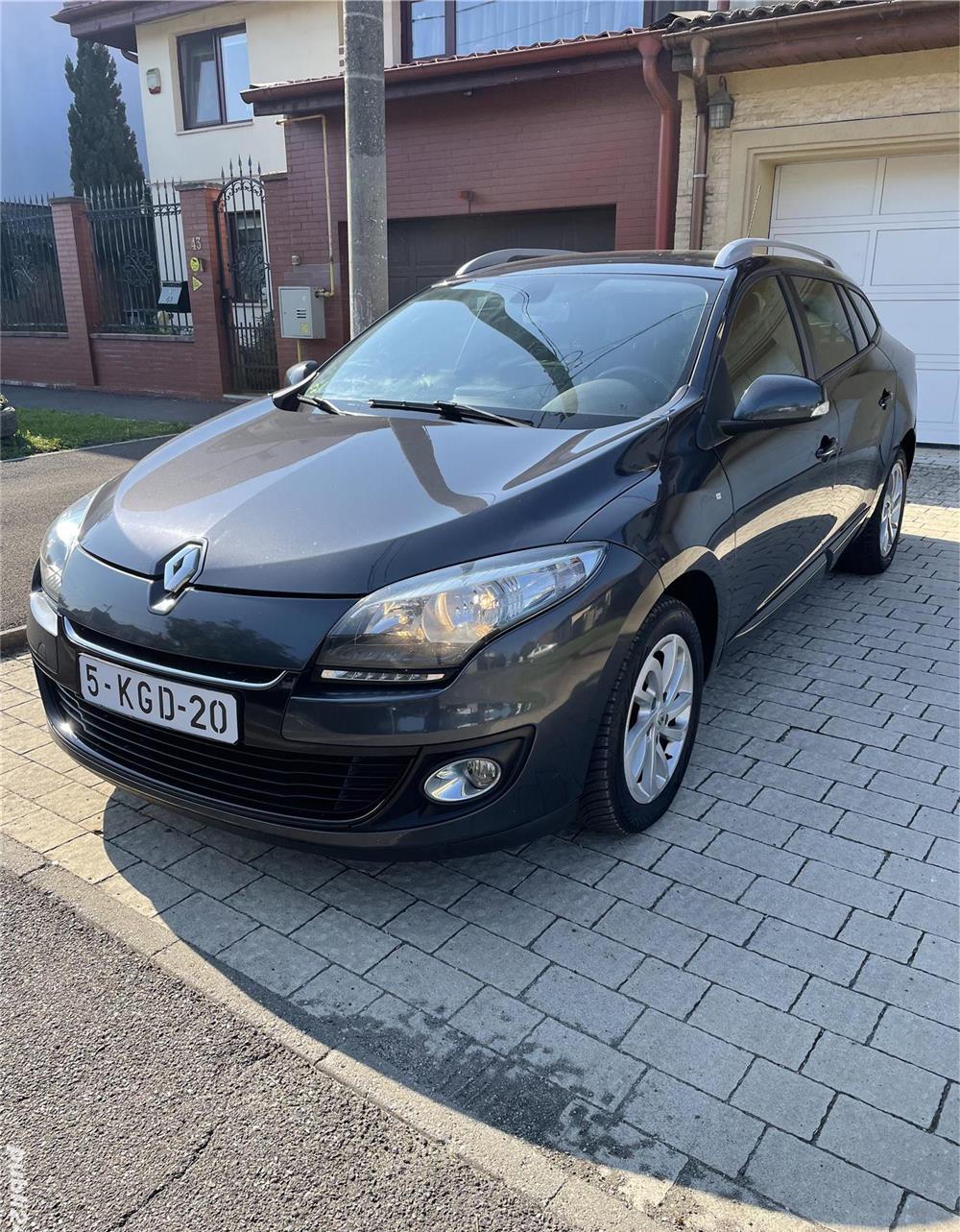 Renault Megane Bose