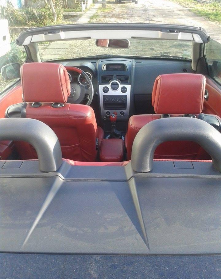 Renault megane CC Cabriolet.