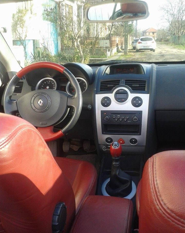 Renault megane CC Cabriolet.